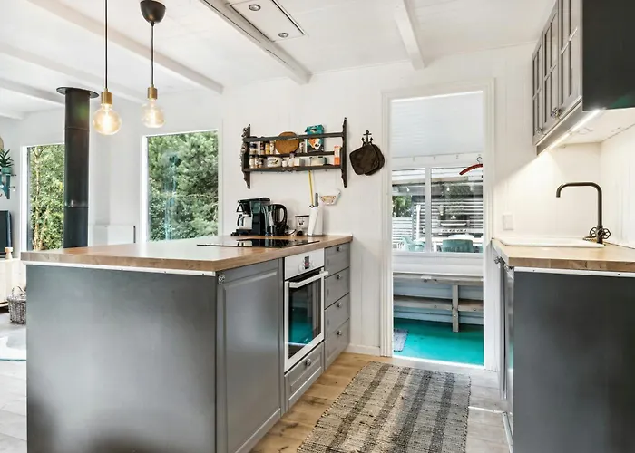 Сasa de vacaciones Warm Colors And Beautiful Outdoors In Thy *